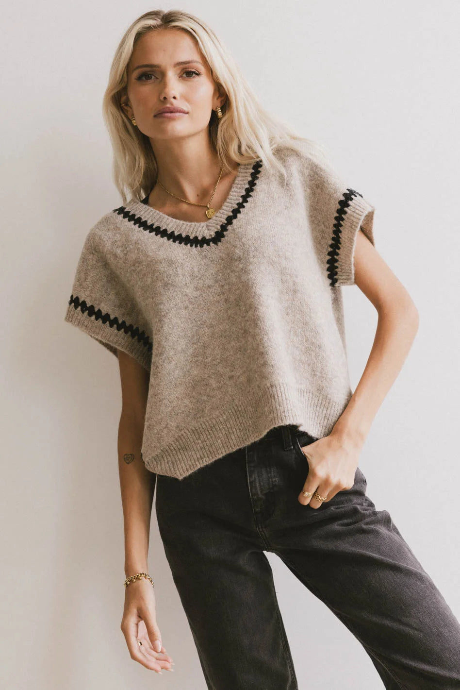 Hazel Embroidered Sweater Top in Oatmeal